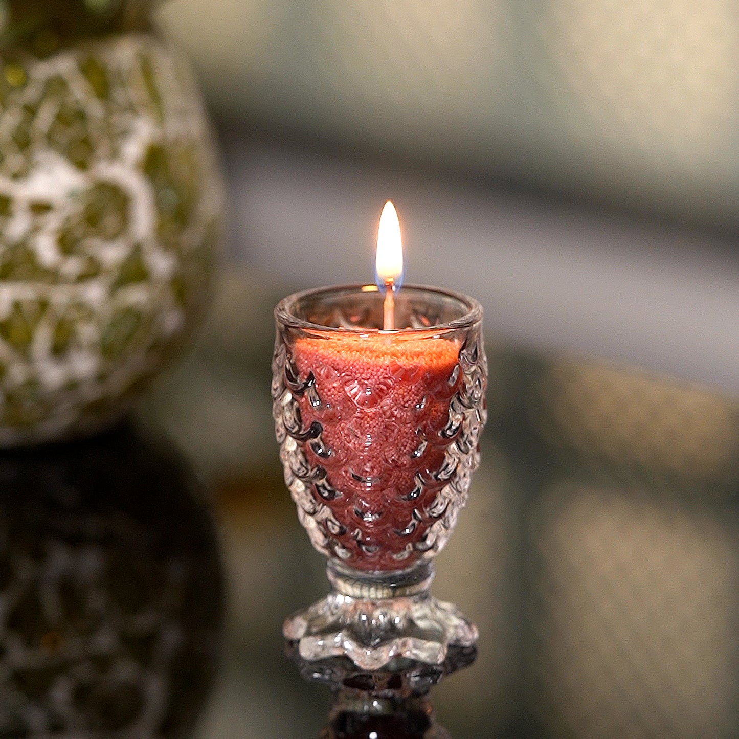 Red Grain Candle with Apple Pie Essence