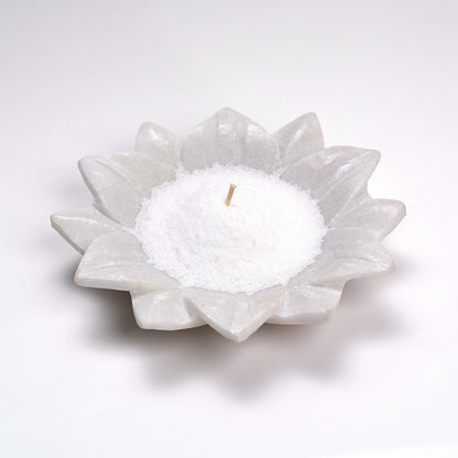 White Grain Candle with Temple Sage Essence